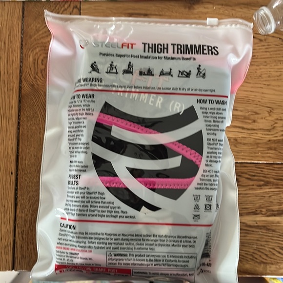 NIB- SteelFit adjustable thigh trimmers- works likes a waist trainer but on legs - Picture 4 of 4